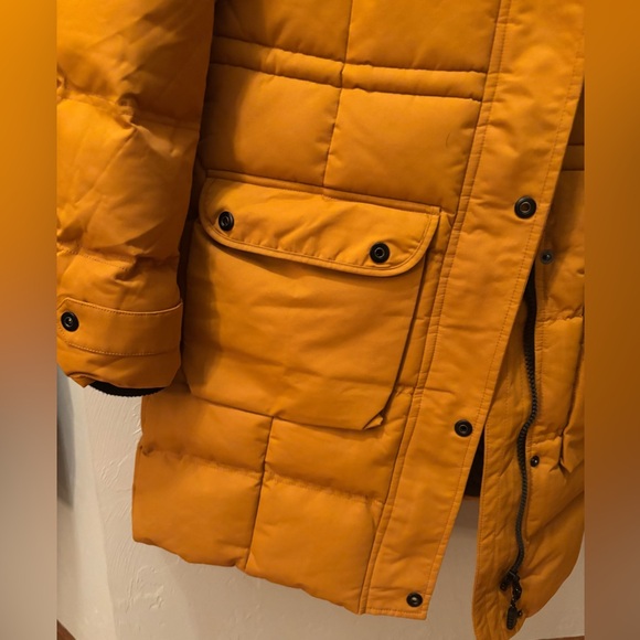Vainas Orange Ski/Snow/Puffer Jacket - Picture 5 of 7